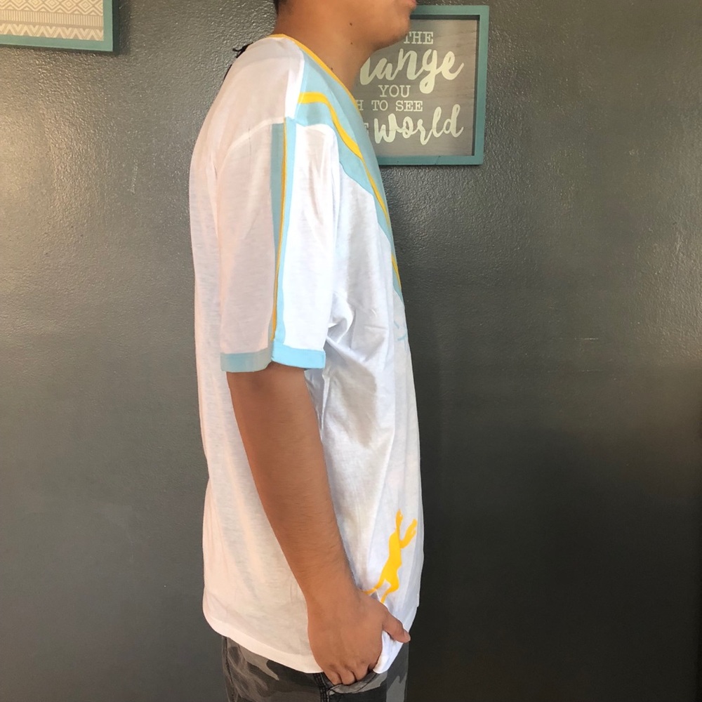 KLOUD 9 TEE - Picture 2 of 3
